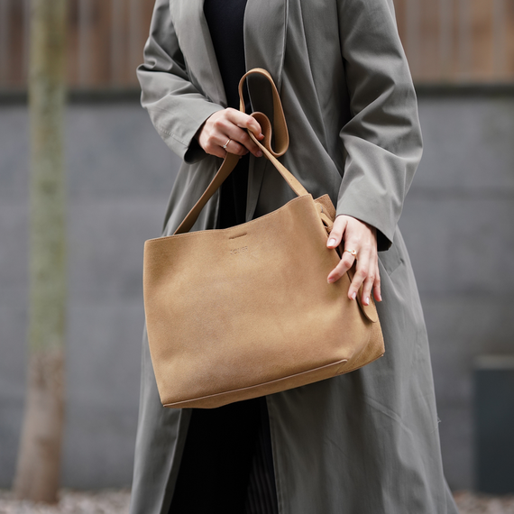 Torebka damska shopper zamszowa Solier FL38 camel