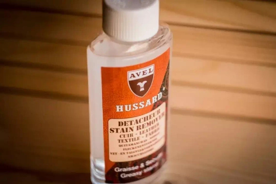 Odplamiacz do skóry i tekstyliów Avel 200 ml