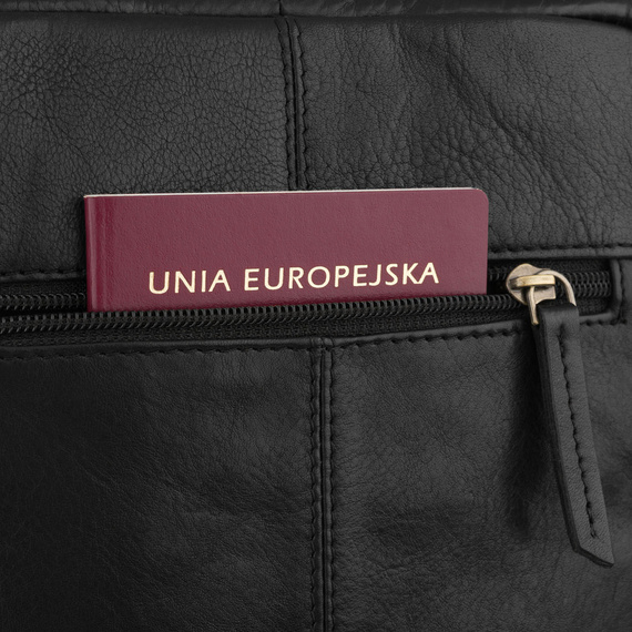 Listonoszka męska z ziarnistej skóry Peterson 719E czarna